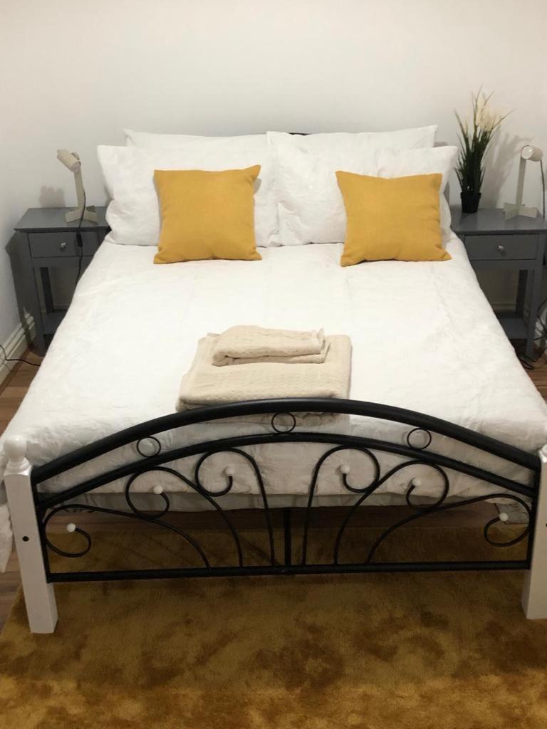 Alpha House Bed & Breakfast Londra
